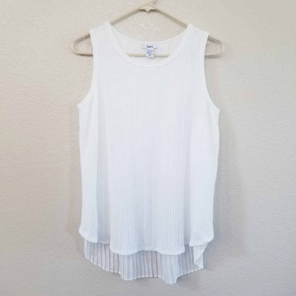 Bar III White/Off White Flowy Top Size Medium